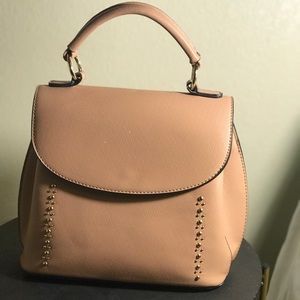 Adorable pink purse!